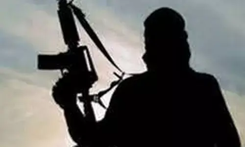 अफ़ग़ानिस्तान में सरकार बनाने को लेकर   पंजशीर घाटी में चल रहे भीषण युद्ध को शांत कराने के लिए, पाकिस्तान ने अपने ISI चीफ लेफ्टिनेंट जनरल फैज़ हमीद को काबुल भेजा.. अफ़ग़ानिस्तान में सरकार बनाने को लेकर   पंजशीर घाटी में चल रहे भीषण युद्ध को शांत कराने के लिए, पाकिस्तान ने अपने ISI चीफ लेफ्टिनेंट जनरल फैज़ हमीद को काबुल भेजा..