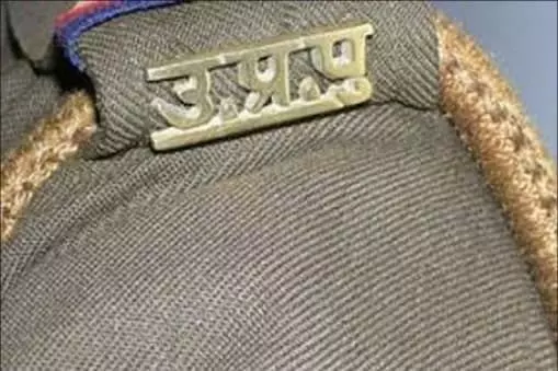 दारोगा सहित 4 पुलिसकर्मी बिना वर्दी के मिले, एसपी ने किया सस्पेंड