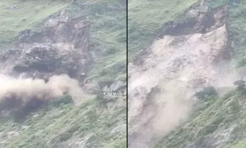 हिमाचल प्रदेश में फिर हुआ लैंडस्लाइड,किसी के हताहत की खबर नहीं हिमाचल प्रदेश में फिर हुआ लैंडस्लाइड,किसी के हताहत की खबर नहीं