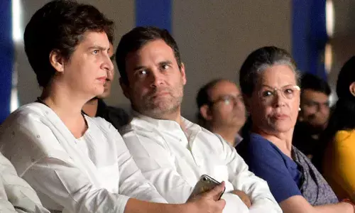 संसद में की सिकुड़ती कांग्रेस, राज्यबार हालत देखकर चौंक जाएंगे! संसद में की सिकुड़ती कांग्रेस, राज्यबार हालत देखकर चौंक जाएंगे!