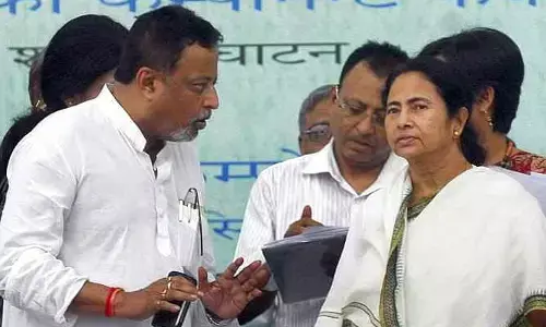 पश्चिम बंगाल : ममता बनर्जी BJP को देंगी जोर का झटका? मुकुल रॉय का दावा- 24 MLA हैं संपर्क में