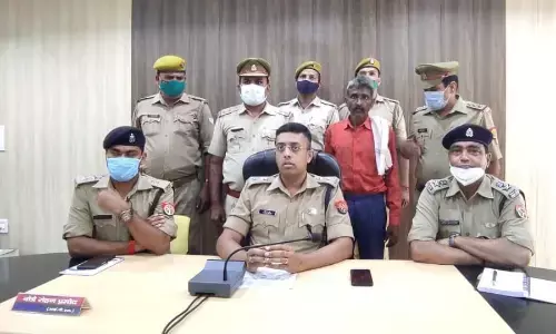 कासगंज पुलिस ने किया दो वर्ष पुरानी घटना का बड़ा खुलासा, 2019 में सनसनीखेज हत्या की घटना में मृतक का भाई ही निकला हत्यारा कासगंज पुलिस ने किया दो वर्ष पुरानी घटना का बड़ा खुलासा, 2019 में सनसनीखेज हत्या की घटना में मृतक का भाई ही निकला हत्यारा