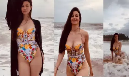 अरबाज खान की गर्लफ्रेंड समंदर किनारे दिया दिलकश पोज,वीडियो वायरल अरबाज खान की गर्लफ्रेंड समंदर किनारे दिया दिलकश पोज,वीडियो वायरल