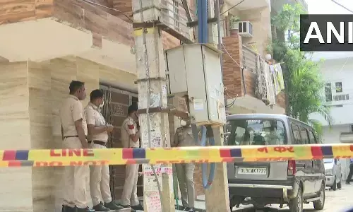 दिल्ली के फ्लैट में मिला जम्मू-कश्मीर के नेता का सड़ा-गला शव