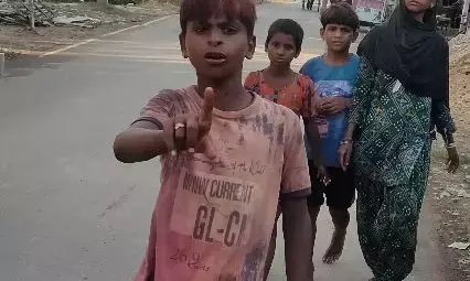 पूरामुफ्ती थाना के आसपास भीख मांगने वाले बच्चों का गैंग सक्रिय,पढ़ने लिखने की उम्र में बच्चों से भीख मंगवाने वाला मास्टर माइंड कौन