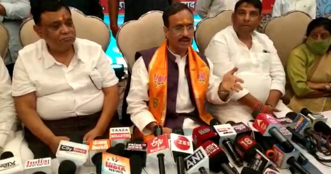 BJP प्रचंड बहुमत के साथ एक बार फिर बनाएगी प्रदेश में सरकार : उपमुख्यमंत्री दिनेश शर्मा BJP प्रचंड बहुमत के साथ एक बार फिर बनाएगी प्रदेश में सरकार : उपमुख्यमंत्री दिनेश शर्मा
