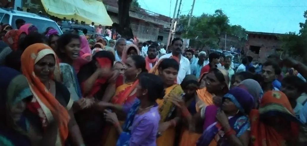 हत्यारों ने सीने में गोली मारकर ठेकेदार को सुला दिया मौत की नींद हत्यारों ने सीने में गोली मारकर ठेकेदार को सुला दिया मौत की नींद