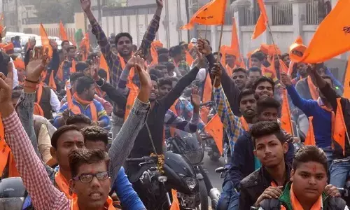 हिंदू और हिंदुत्व !!