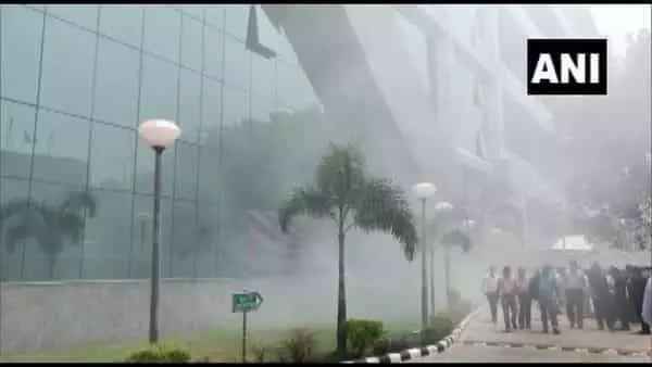 दिल्ली: CBI बिल्डिंग के बेसमेंट में लगी आग, सभी अधिकारियों और कर्मचारियों को बाहर निकाला गया