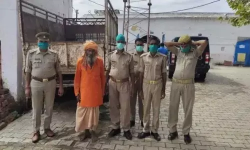 22 साल की उम्र में रामलखन ने किया मर्डर, बुढ़ापे में हुआ गिरफ्तार, 32 साल से पुलिस कर रही थी आरोपित की तलाश 22 साल की उम्र में रामलखन ने किया मर्डर, बुढ़ापे में हुआ गिरफ्तार, 32 साल से पुलिस कर रही थी आरोपित की तलाश