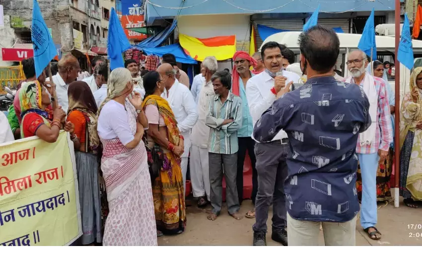 17 सितम्बर : मरण दिन, अपना हक लेकर रखे रहेंगे- मेघा पाटेकर 17 सितम्बर : मरण दिन, अपना हक लेकर रखे रहेंगे- मेघा पाटेकर