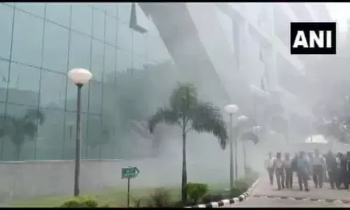 दिल्ली: CBI बिल्डिंग के बेसमेंट में लगी आग, सभी अधिकारियों और कर्मचारियों को बाहर निकाला गया