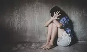 नाबालिग युवती से जबरन बलात्कार का मामला दर्ज नाबालिग युवती से जबरन बलात्कार का मामला दर्ज