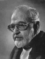 कभी अज्ञेय ने लिखा था : आज की कविता बहुत बोलती है