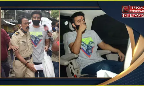 अश्लील फिल्म मामला: राज कुंद्रा जमानत पर रिहा, 2 महीने बाद जेल से आए बाहर अश्लील फिल्म मामला: राज कुंद्रा जमानत पर रिहा, 2 महीने बाद जेल से आए बाहर