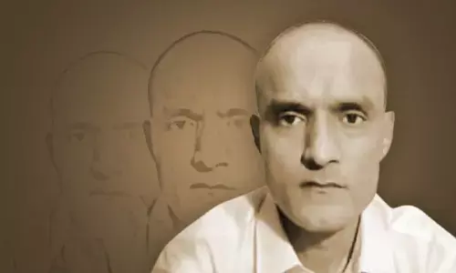 नाम अब भी चाहता है वह : कुलभूषण नाम अब भी चाहता है वह : कुलभूषण