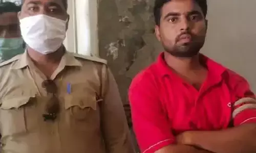 चलती बस में रेप करने वाला गिरफ्तार,  दूसरे आरोपी की तलाश जारी चलती बस में रेप करने वाला गिरफ्तार,  दूसरे आरोपी की तलाश जारी