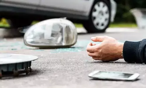 सड़क हादसे में तीन पुलिसकर्मियों की मौत, ऐसे हुआ हादसा सड़क हादसे में तीन पुलिसकर्मियों की मौत, ऐसे हुआ हादसा