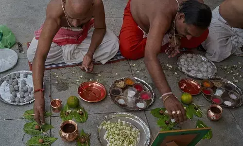 6 अक्टूबर तक पितृपक्ष, अगर पुत्र नहीं है तो इस तिथि में करें श्राद्ध 6 अक्टूबर तक पितृपक्ष, अगर पुत्र नहीं है तो इस तिथि में करें श्राद्ध