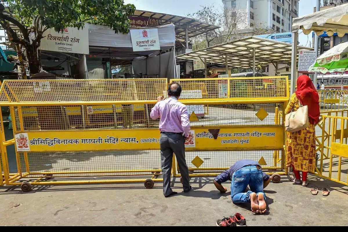 महाराष्ट्र में खुलेंगे सभी धार्मिक स्थल, उद्धव सरकार का ऐलान महाराष्ट्र में खुलेंगे सभी धार्मिक स्थल, उद्धव सरकार का ऐलान