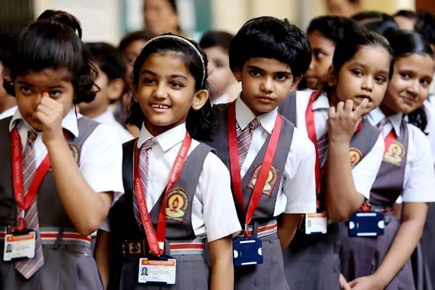 कर्नाटक के स्कूल में पढ़ाया जाएगा बाइबिल, हिंदूवादी संगठन ने किया विरोध