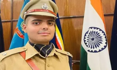 UPSC 2020 का रिजल्ट : यूपी का ये IPS अफसर बना IAS, 10 PCS अफसरों को भी मिली कामयाबी UPSC 2020 का रिजल्ट : यूपी का ये IPS अफसर बना IAS, 10 PCS अफसरों को भी मिली कामयाबी
