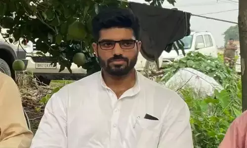 लोजपा सांसद प्रिंस राज पासवान को दिल्ली की अदालत ने रेप केस में दी अग्रिम जमानत लोजपा सांसद प्रिंस राज पासवान को दिल्ली की अदालत ने रेप केस में दी अग्रिम जमानत