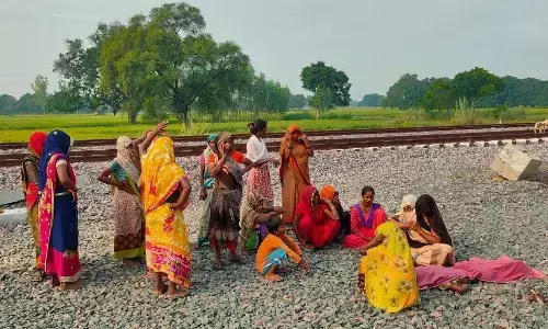 ट्रेन हादसे में स्कूली छात्र की मौत ट्रेन हादसे में स्कूली छात्र की मौत