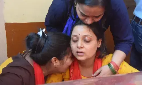 मनीष गुप्ता के पत्नी ने अब रो रोकर कही ये बात, बिकरू कांड की दी मिशाल और कही ये बात मनीष गुप्ता के पत्नी ने अब रो रोकर कही ये बात, बिकरू कांड की दी मिशाल और कही ये बात