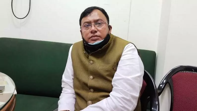 पश्चिम बंगाल में बीजेपी को लगा एक और बड़ा झटका, विधायक कृष्ण कल्याणी ने छोड़ी पार्टी पश्चिम बंगाल में बीजेपी को लगा एक और बड़ा झटका, विधायक कृष्ण कल्याणी ने छोड़ी पार्टी