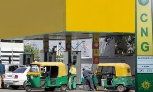 CNG PNG Price Hike: दिल्ली, नोएडा, गाजियाबाद में अब CNG और PNG के बढ़े दाम, जानें नई कीमत CNG PNG Price Hike: दिल्ली, नोएडा, गाजियाबाद में अब CNG और PNG के बढ़े दाम, जानें नई कीमत