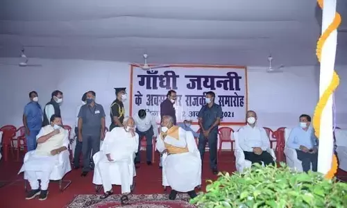 गांधी विचार को नई पीढ़ी तक पहुंचाएं : नीतीश कुमार गांधी विचार को नई पीढ़ी तक पहुंचाएं : नीतीश कुमार