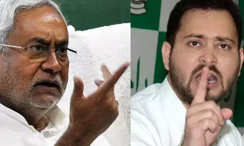 नीति आयोग की रिपोर्ट पर गर्मा उठी बिहार की राजनीति, तेजस्वी ने स्वास्थ्य व्यवस्था पर कसा तंज, नीतीश ने दिया ये जवाब नीति आयोग की रिपोर्ट पर गर्मा उठी बिहार की राजनीति, तेजस्वी ने स्वास्थ्य व्यवस्था पर कसा तंज, नीतीश ने दिया ये जवाब
