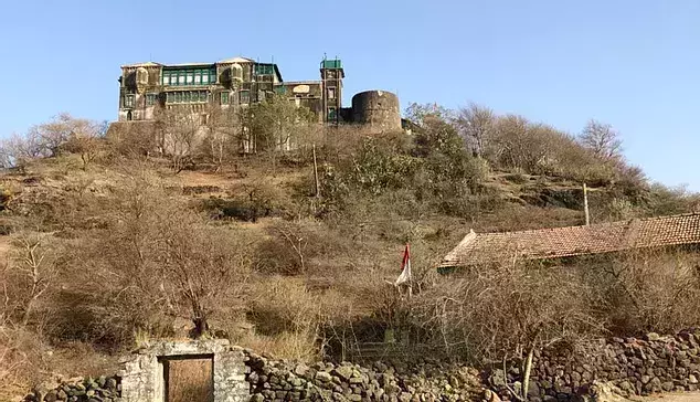 गुजरात : हिंगोलगढ़ पहाड़ी किले का इतिहास