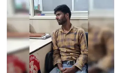 24 घंटे के भीतर बेटी को दी खौफनाक मौत, प्रेमी पति ने दर्ज कराया FIR, मां बदलती रही बार बार बयान  24 घंटे के भीतर बेटी को दी खौफनाक मौत, प्रेमी पति ने दर्ज कराया FIR, मां बदलती रही बार बार बयान