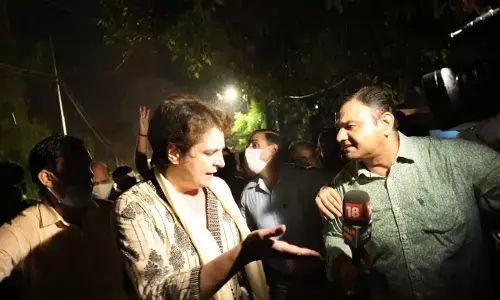 Live Update: आज की सबसे बड़ी खबरें, भूपेश बघेल बोले नहीं उतरने दे रही सरकार लखनऊ में मेरा विमान Live Update: आज की सबसे बड़ी खबरें, भूपेश बघेल बोले नहीं उतरने दे रही सरकार लखनऊ में मेरा विमान