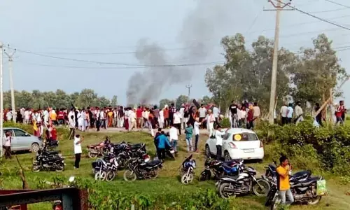 तब तो कोई जिम्मेदारी नहीं लेता, लखीमपुर खीरी में हिंसा पर बोला सुप्रीम कोर्ट, केंद्र ने रखी ये मांग तब तो कोई जिम्मेदारी नहीं लेता, लखीमपुर खीरी में हिंसा पर बोला सुप्रीम कोर्ट, केंद्र ने रखी ये मांग