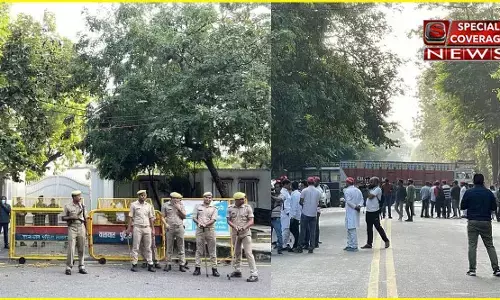 рд▓рдЦреАрдордкреБреБрд░-рдЦреАрд░реА рдХрд╛рдВрдб: рд╕рдкрд╛ рдореБрдЦрд┐рдпрд╛ рдЕрдЦрд┐рд▓реЗрд╢ рдпрд╛рджрд╡ рдирдЬрд░рдмрдВрдж! рднрд╛рд░реА рдкреБрд▓рд┐рд╕рдлреЛрд░реНрд╕ рддреИрдирд╛рдд, рдЯреНрд░рдХ рдЦреЬрд╛ рдХрд░ рд░реЛрдХрд╛ рдЧрдпрд╛ рд░рд╛рд╕реНрддрд╛ рд▓рдЦреАрдордкреБреБрд░-рдЦреАрд░реА рдХрд╛рдВрдб: рд╕рдкрд╛ рдореБрдЦрд┐рдпрд╛ рдЕрдЦрд┐рд▓реЗрд╢ рдпрд╛рджрд╡ рдирдЬрд░рдмрдВрдж! рднрд╛рд░реА рдкреБрд▓рд┐рд╕рдлреЛрд░реНрд╕ рддреИрдирд╛рдд, рдЯреНрд░рдХ рдЦреЬрд╛ рдХрд░ рд░реЛрдХрд╛ рдЧрдпрд╛ рд░рд╛рд╕реНрддрд╛