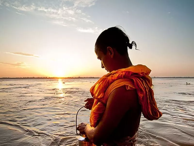 जानिए पितृ पक्ष के आखिरी दिन कैसे करते हैं श्राद्ध और शुभ मुहूर्त