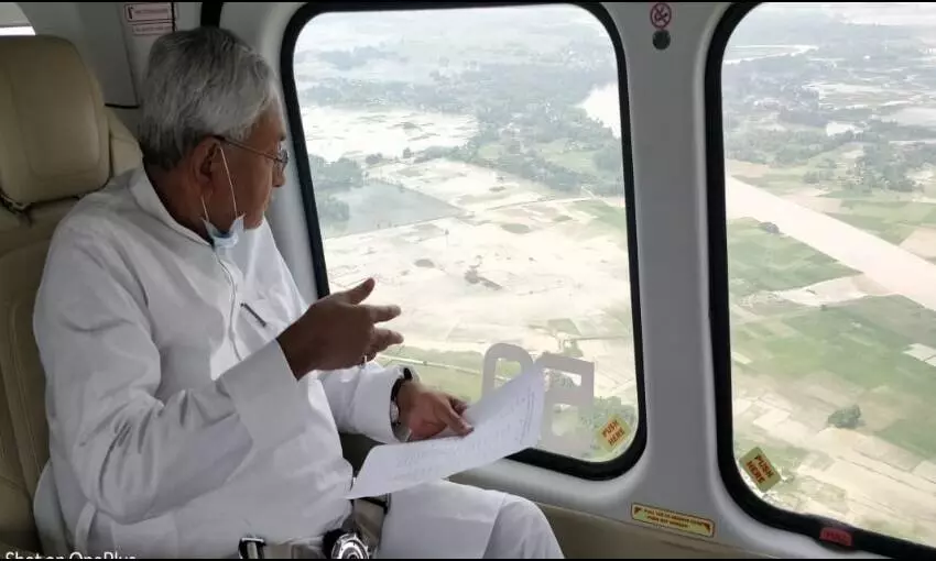 अतिवृष्टि से प्रभावित इलाकों का मुख्यमंत्री ने किया हवाई सर्वेक्षण अतिवृष्टि से प्रभावित इलाकों का मुख्यमंत्री ने किया हवाई सर्वेक्षण