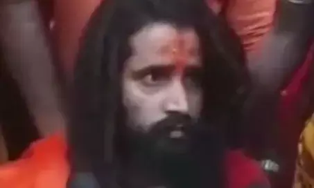 महंत नरेंद्र गिरी के उत्तराधिकारी बलबीर गिरी को बनाया गया महंत, बाघंबरी मठ की संभाली गद्दी महंत नरेंद्र गिरी के उत्तराधिकारी बलबीर गिरी को बनाया गया महंत, बाघंबरी मठ की संभाली गद्दी