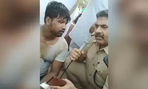 वायरल वीडियो से बड़ा खुलासा: यूपी हिंसा स्थल पर मंत्री के बेटे के मौजूद होने के मिले संकेत, देखिये वीडियो