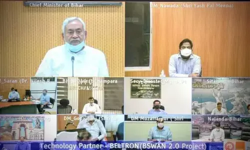 तीन दिनों में वर्षा से फसल क्षति का आंकलन करें, डीएम: नीतीश कुमार