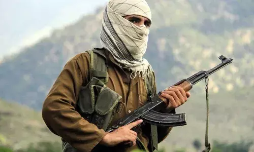 घाटी के बदलते माहौल को आतंकवादियों ने बिगाड़ा घाटी के बदलते माहौल को आतंकवादियों ने बिगाड़ा