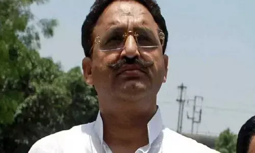 मुख्तार अंसारी के बेटे उमर अंसारी समेत 8 लोगों को पुलिस ने किया गिरफ्तार... मुख्तार अंसारी के बेटे उमर अंसारी समेत 8 लोगों को पुलिस ने किया गिरफ्तार...
