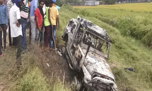 लखीमपुर खीरी कांड: न्यायिक जांच से संतुष्ट नहीं किसान मोर्चा, देश भर में रेल रोकने की तैयारी लखीमपुर खीरी कांड: न्यायिक जांच से संतुष्ट नहीं किसान मोर्चा, देश भर में रेल रोकने की तैयारी