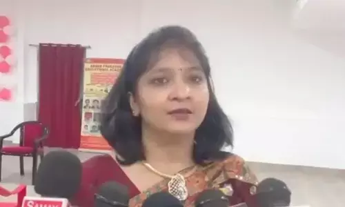 छत्तीसगढ़: कोरोना काल में पत्रकारों की मदद के सवाल पर जवाब तक नहीं दे पाए, लायंस क्लब गोल्ड पदाधिकारी छत्तीसगढ़: कोरोना काल में पत्रकारों की मदद के सवाल पर जवाब तक नहीं दे पाए, लायंस क्लब गोल्ड पदाधिकारी