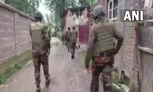 J&K: अनंतनाग और बांदीपोरा में एनकाउंटर; सुरक्षाबलों ने 2 आतंकी मार गिराए, नागरिकों की हत्या में शामिल दहशतगर्द भी ढेर J&K: अनंतनाग और बांदीपोरा में एनकाउंटर; सुरक्षाबलों ने 2 आतंकी मार गिराए, नागरिकों की हत्या में शामिल दहशतगर्द भी ढेर
