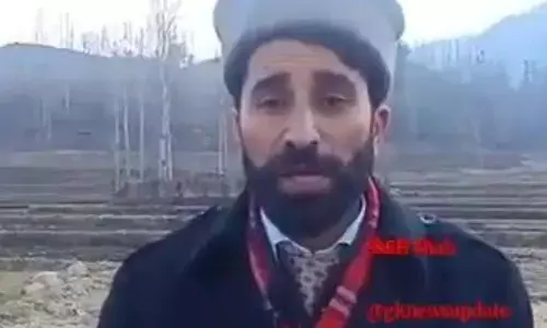 जम्मू-कश्मीर: वरिष्ठ पत्रकार मुदासिर कादरी के चाचा पीरज़ादा मोहम्मद शफ़ी का निधन जम्मू-कश्मीर: वरिष्ठ पत्रकार मुदासिर कादरी के चाचा पीरज़ादा मोहम्मद शफ़ी का निधन