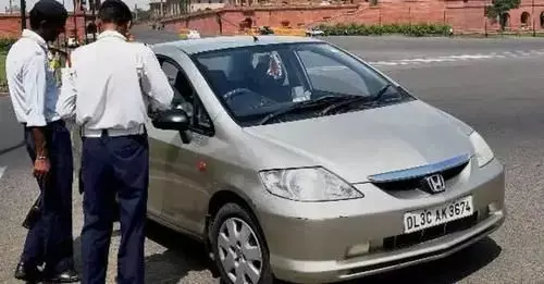 दिल्ली NCR में 40 लाख गाड़ियों के लिए अंतिम नोटिस जारी, सड़क पर ज़ब्त करना किया शुरू, 1196 गाड़ियाँ ज़ब्त